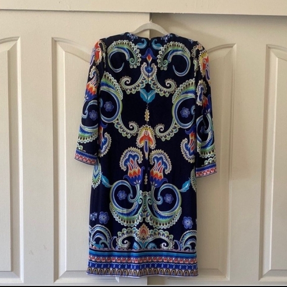 Laundry By Shelli Segal Navy Dress with Patterned Trim. Size 0 - Picture 4 of 7